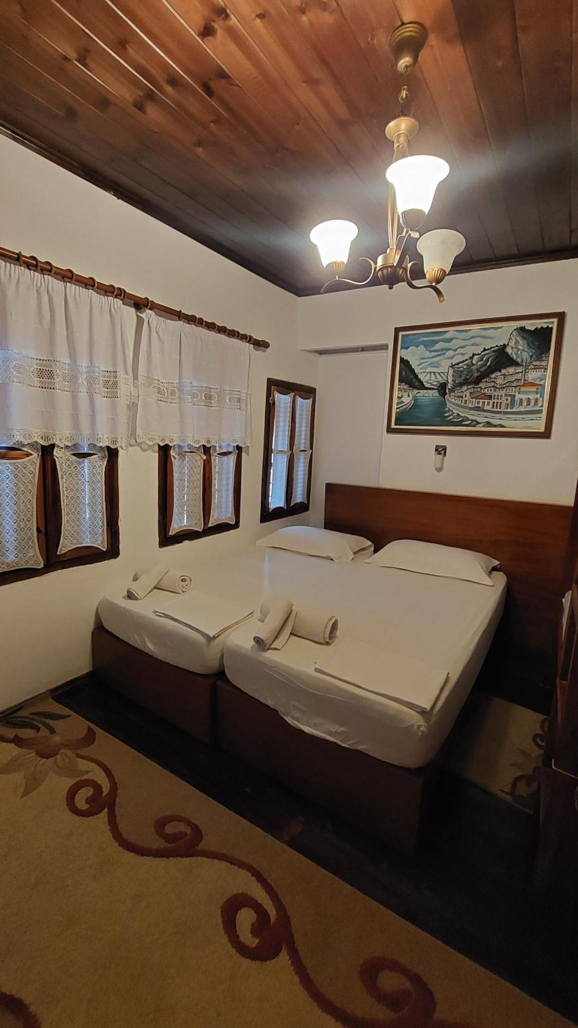 Hotel Old Town Hava Baci Berat Esterno foto