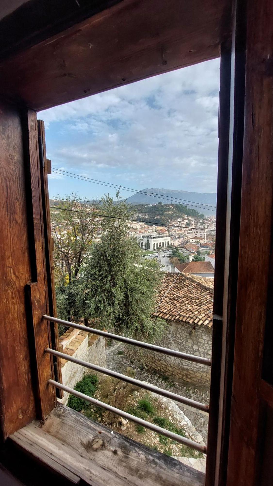 Hotel Old Town Hava Baci Berat Esterno foto