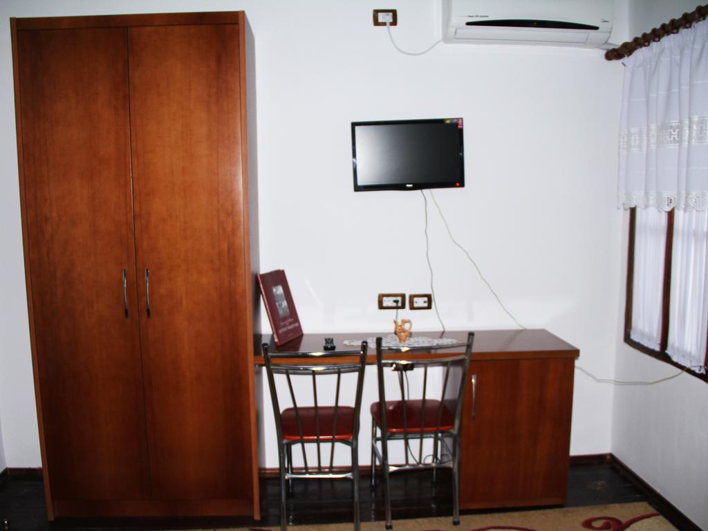 Hotel Old Town Hava Baci Berat Esterno foto